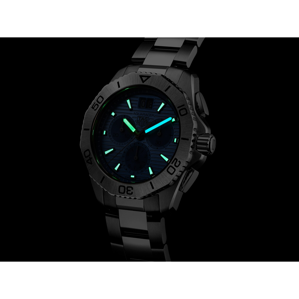 Aquaracer Professional 200 Date